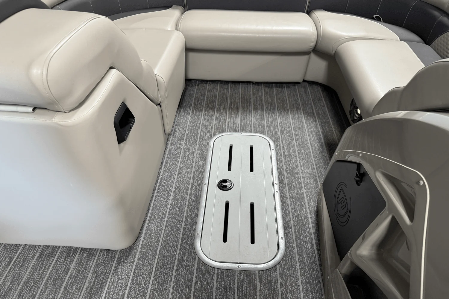 2022 Premier 230 Sunsation Image Thumbnail #62