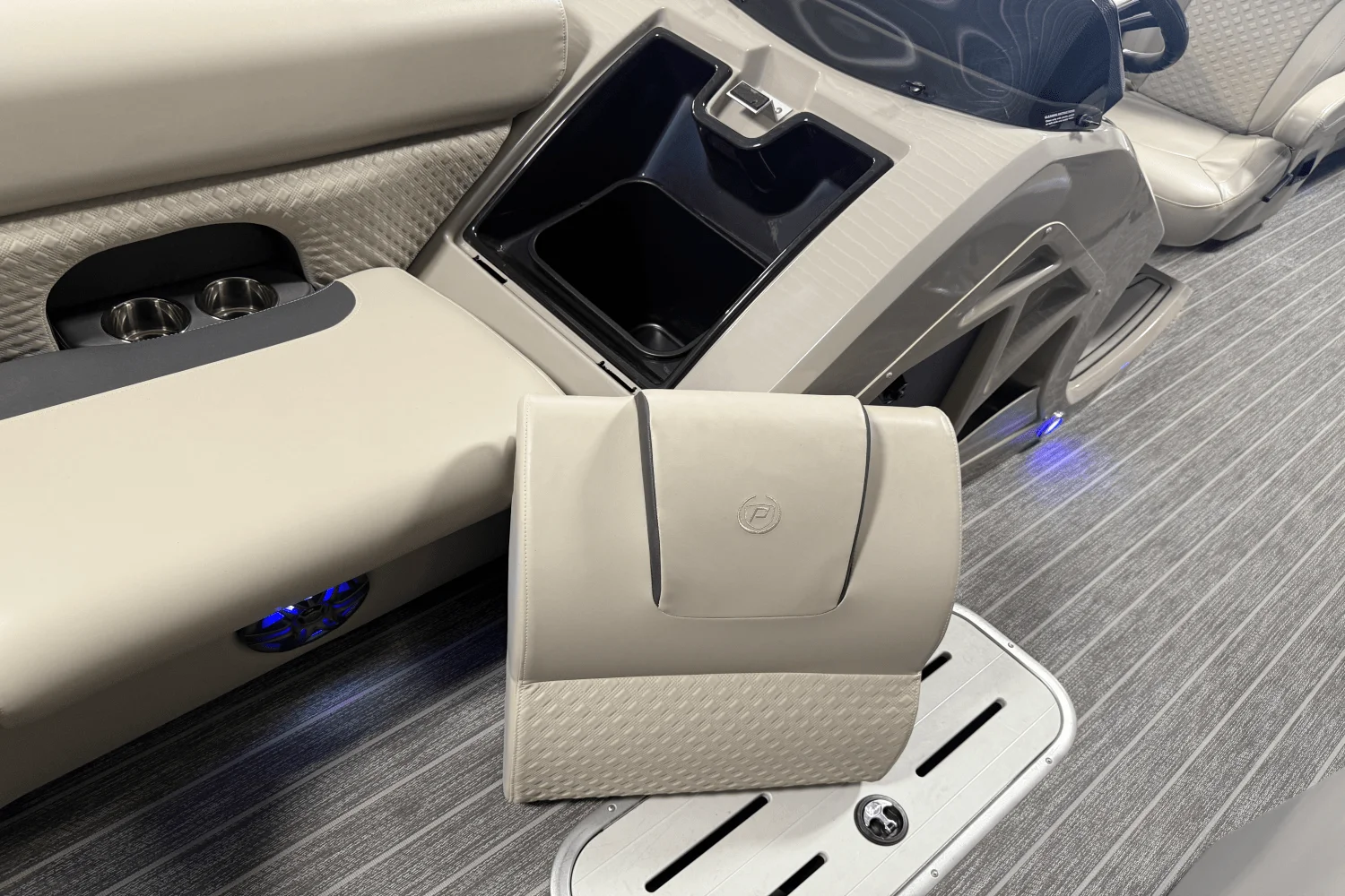 2022 Premier 230 Sunsation Image Thumbnail #74