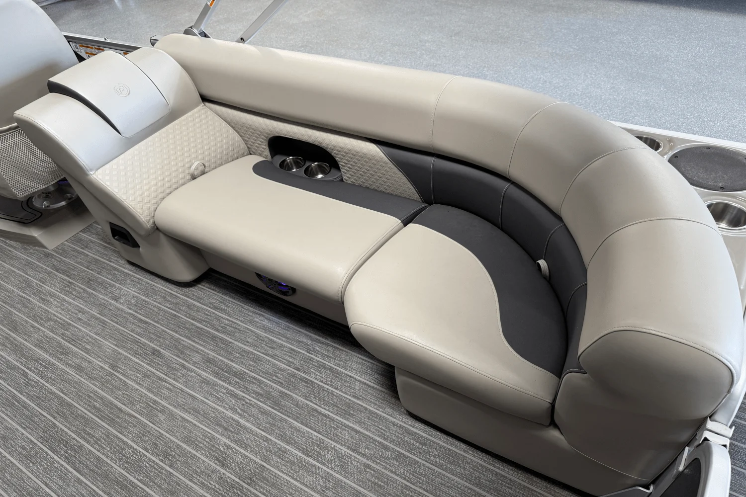 2022 Premier 230 Sunsation Image Thumbnail #33