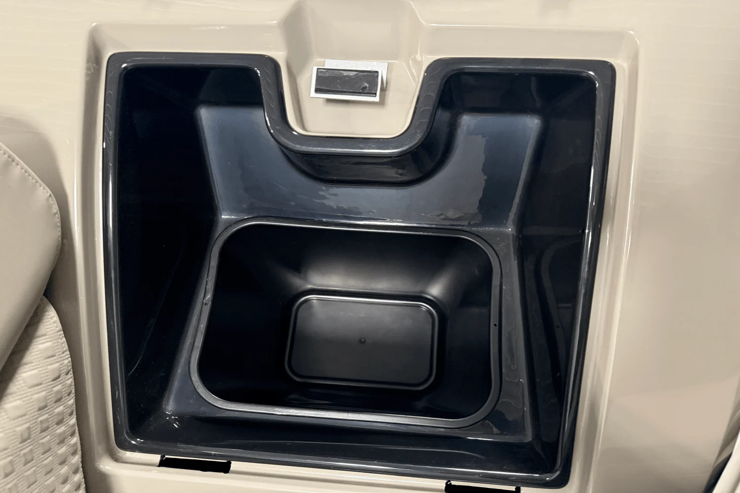 2022 Premier 230 Sunsation Image Thumbnail #75