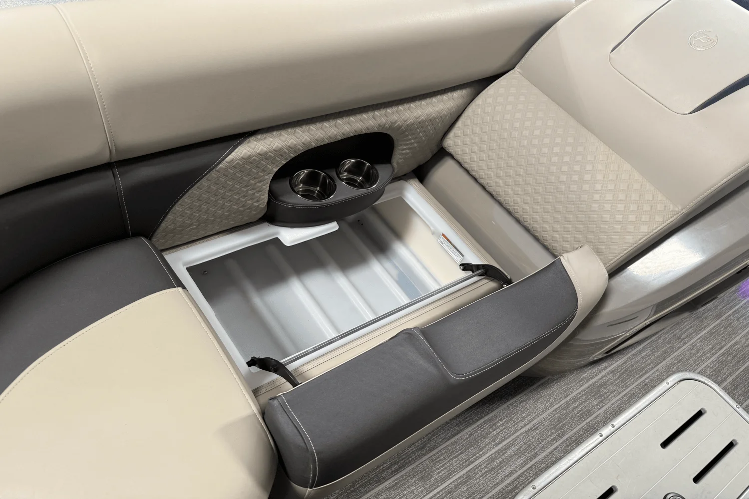 2022 Premier 230 Sunsation Image Thumbnail #71