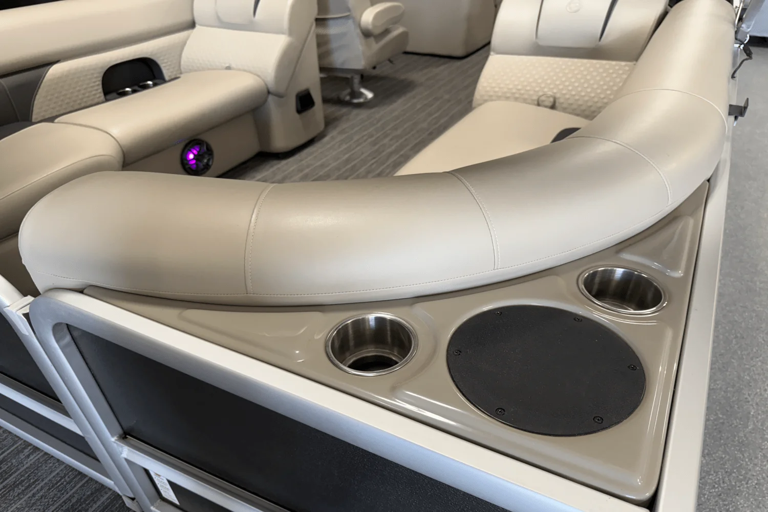 2022 Premier 230 Sunsation Image Thumbnail #24