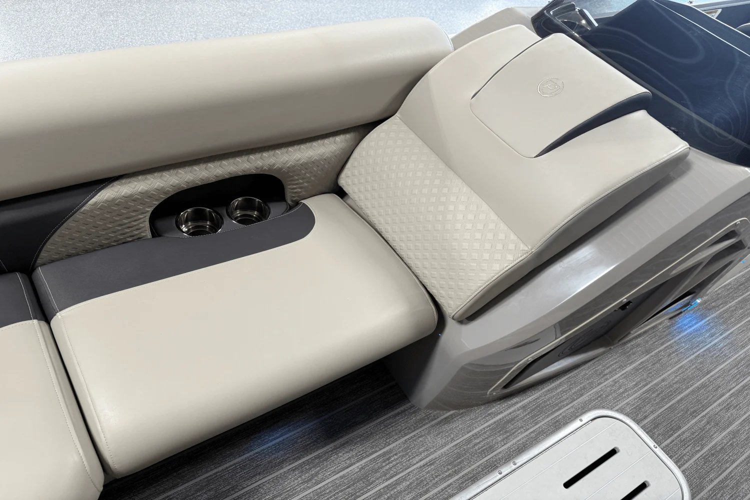 2022 Premier 230 Sunsation Image Thumbnail #70