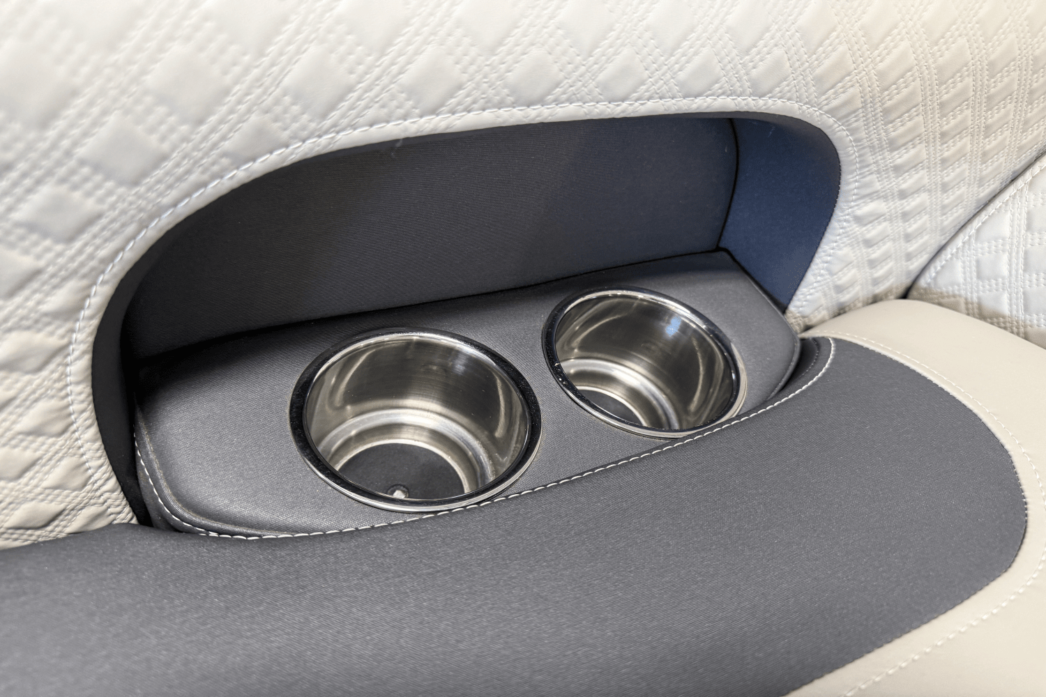 2022 Premier 230 Sunsation Image Thumbnail #28