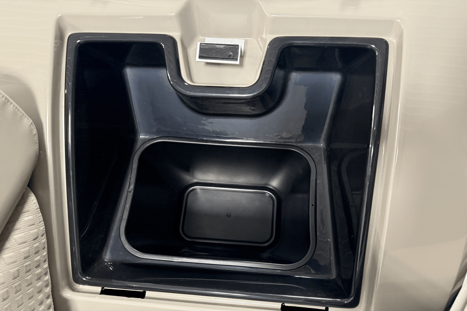 2022 Premier 230 Sunsation Image Thumbnail #75