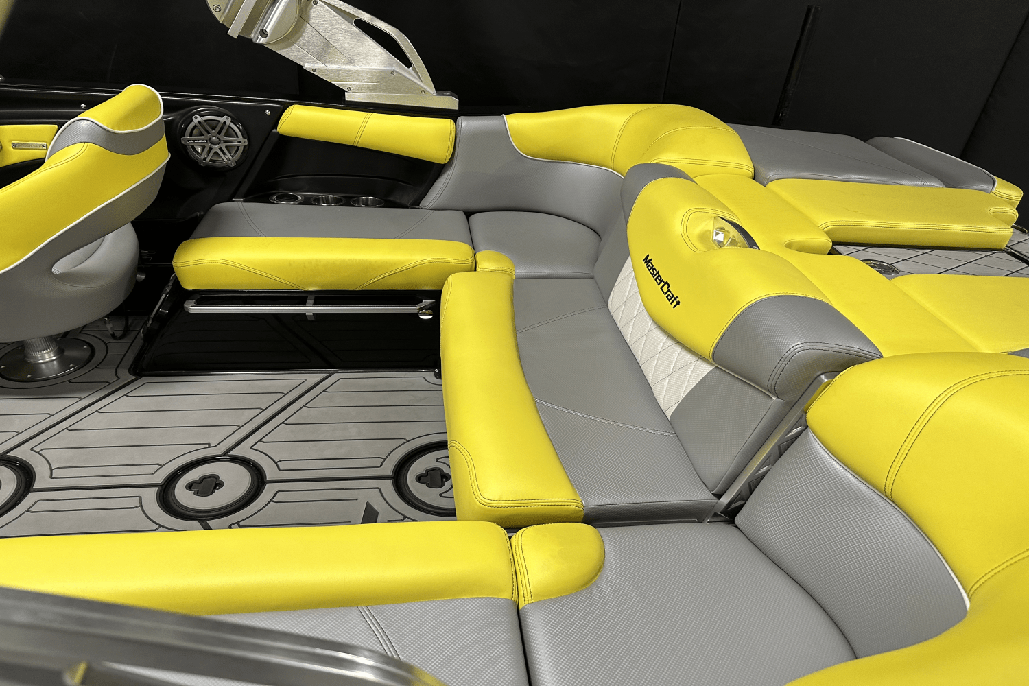 2015 Mastercraft X20 Image Thumbnail #8