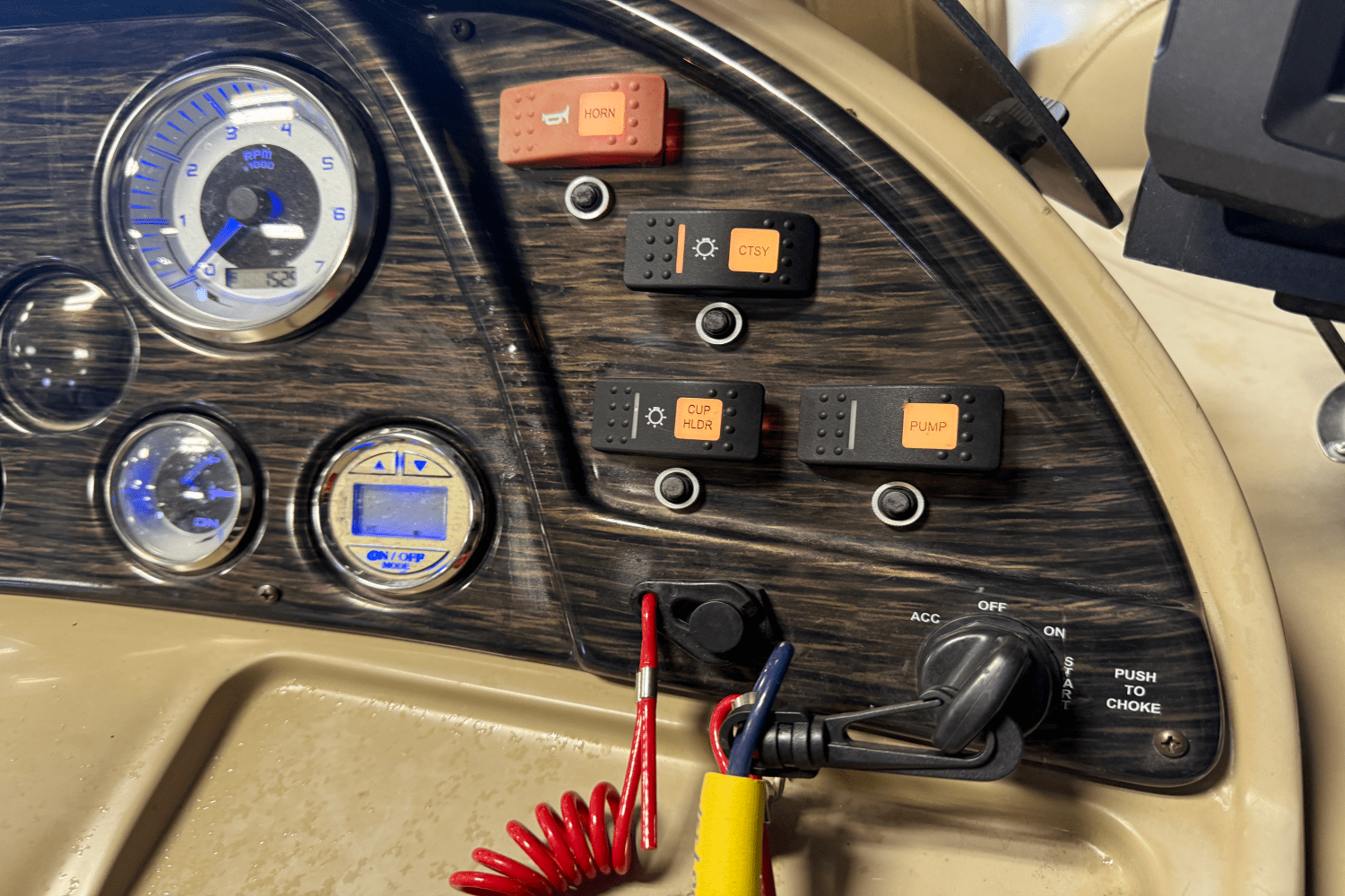 2019 Smokercraft SUNCHASER GENEVA22LD Image Thumbnail #40