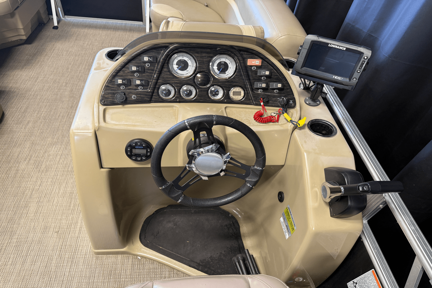 2019 Smokercraft SUNCHASER GENEVA22LD Image Thumbnail #31