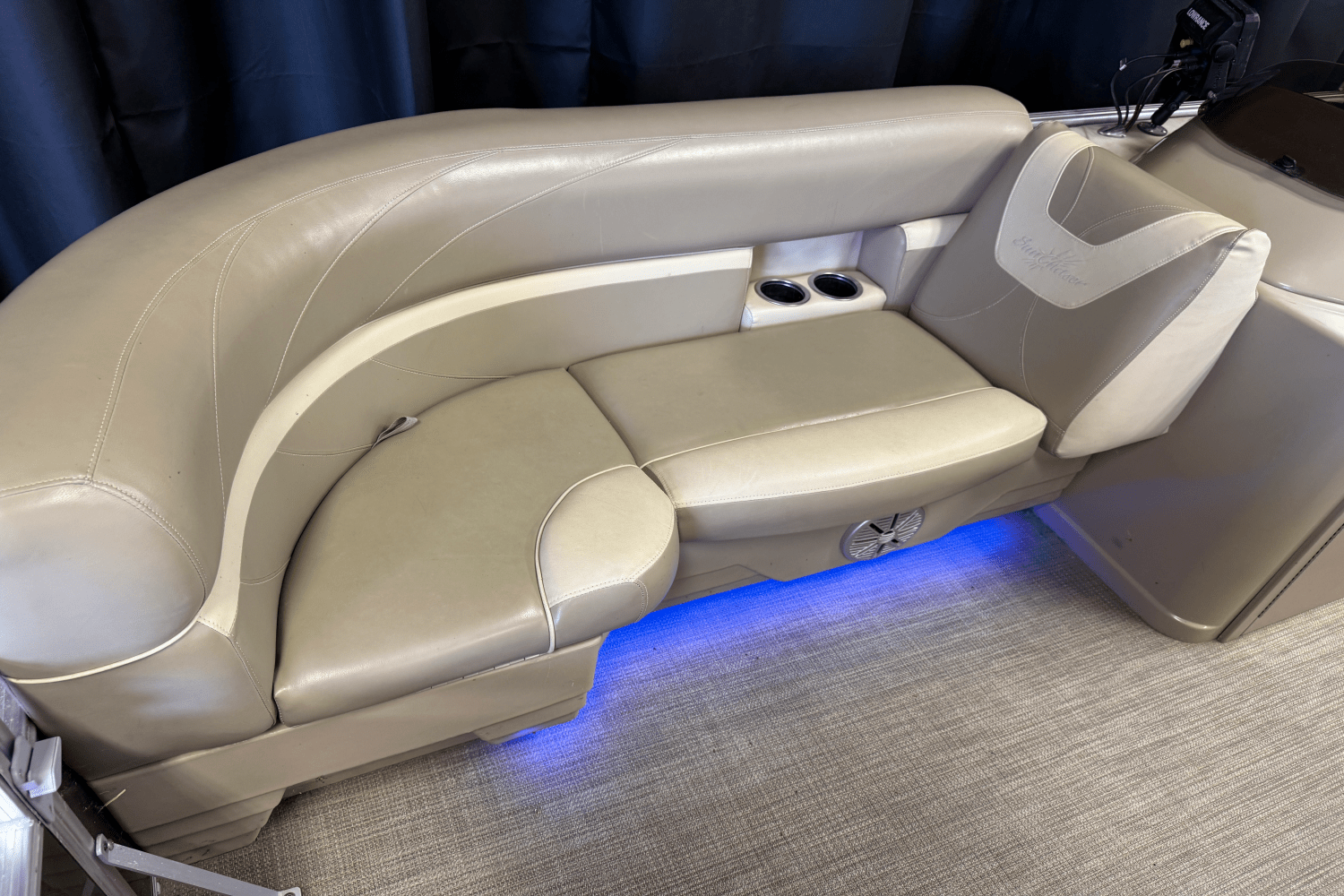 2019 Smokercraft SUNCHASER GENEVA22LD Image Thumbnail #56