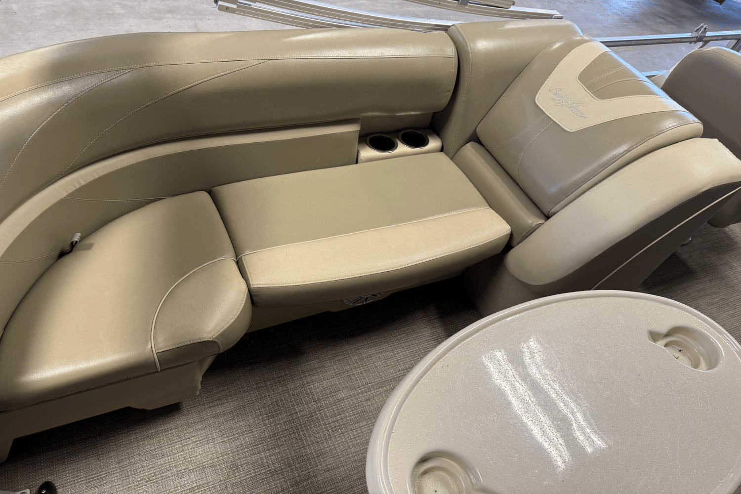 2019 Smokercraft SUNCHASER GENEVA22LD Image Thumbnail #14