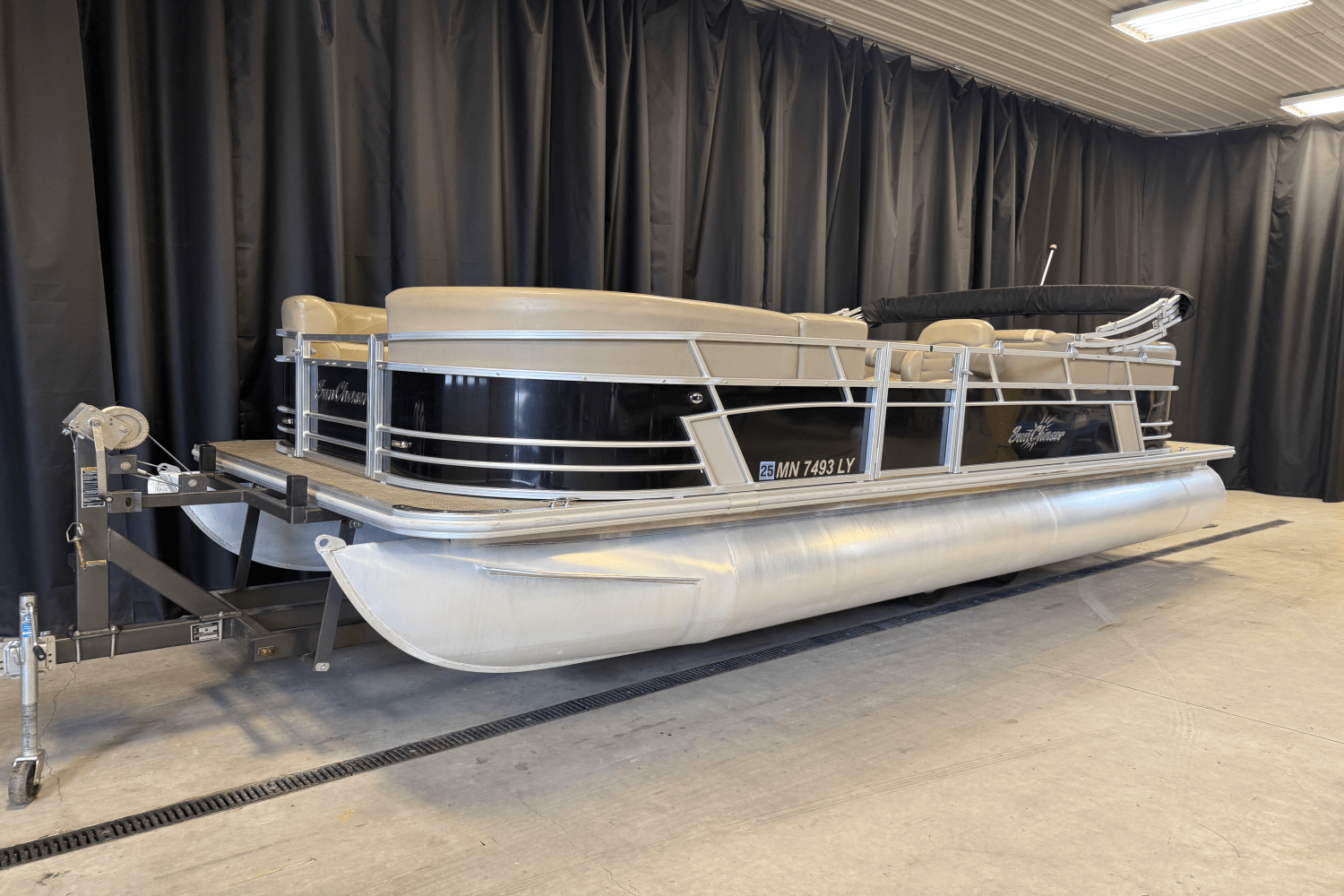 2019 Smokercraft SUNCHASER GENEVA22LD Image Thumbnail #2