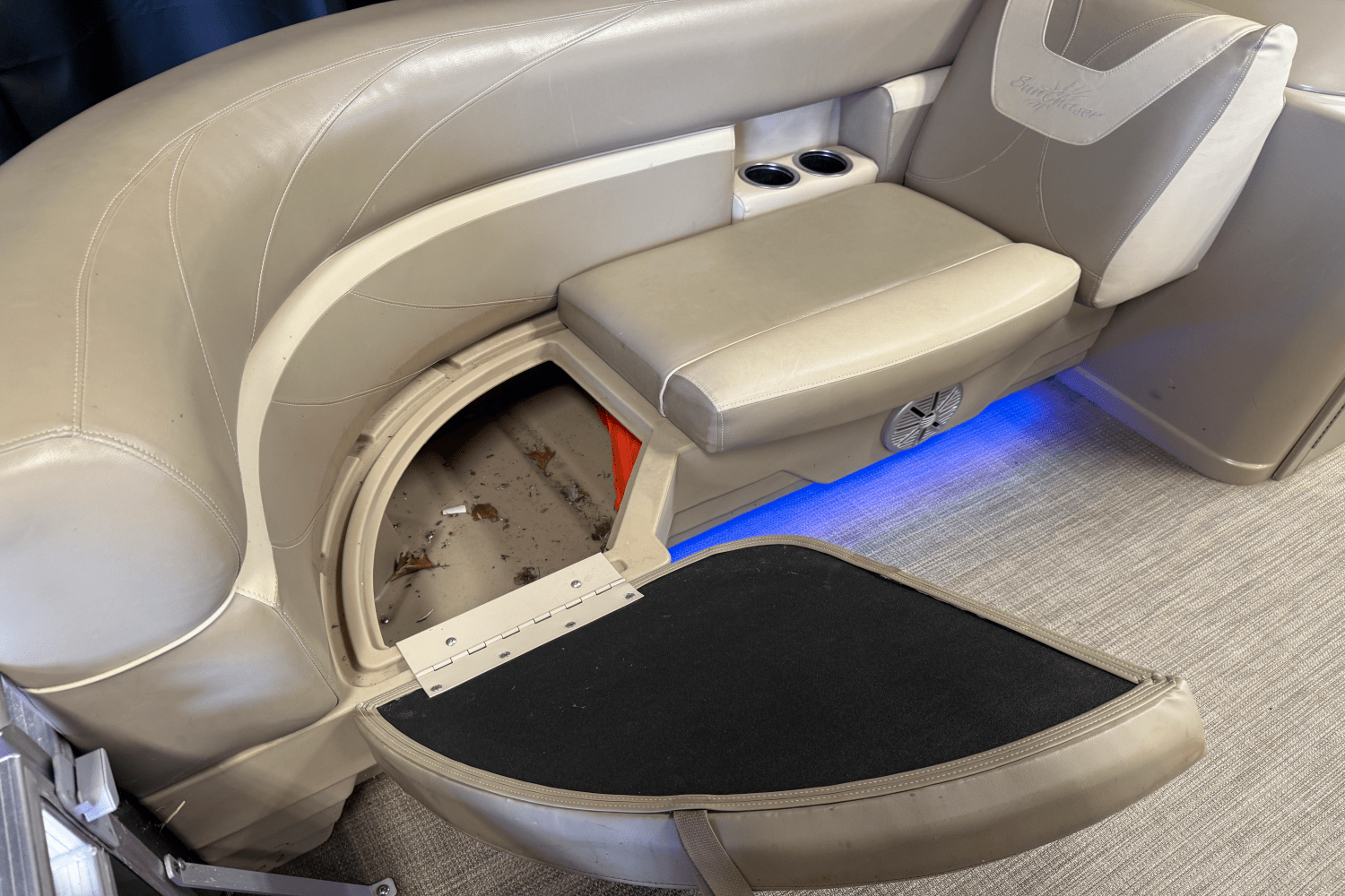 2019 Smokercraft SUNCHASER GENEVA22LD Image Thumbnail #57