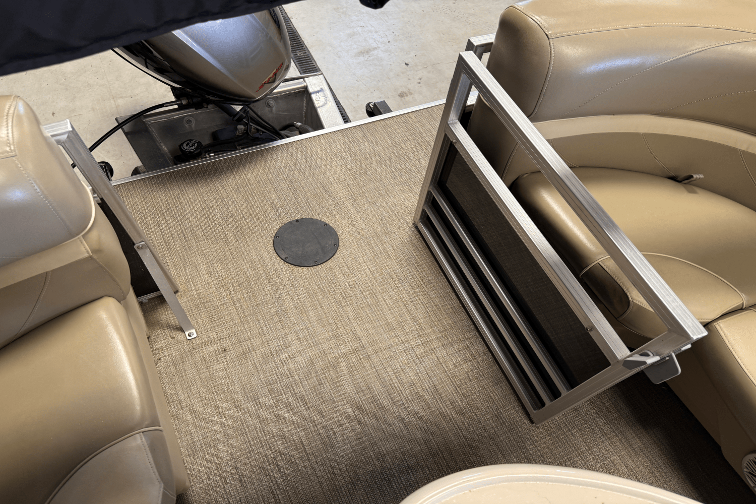 2019 Smokercraft SUNCHASER GENEVA22LD Image Thumbnail #12