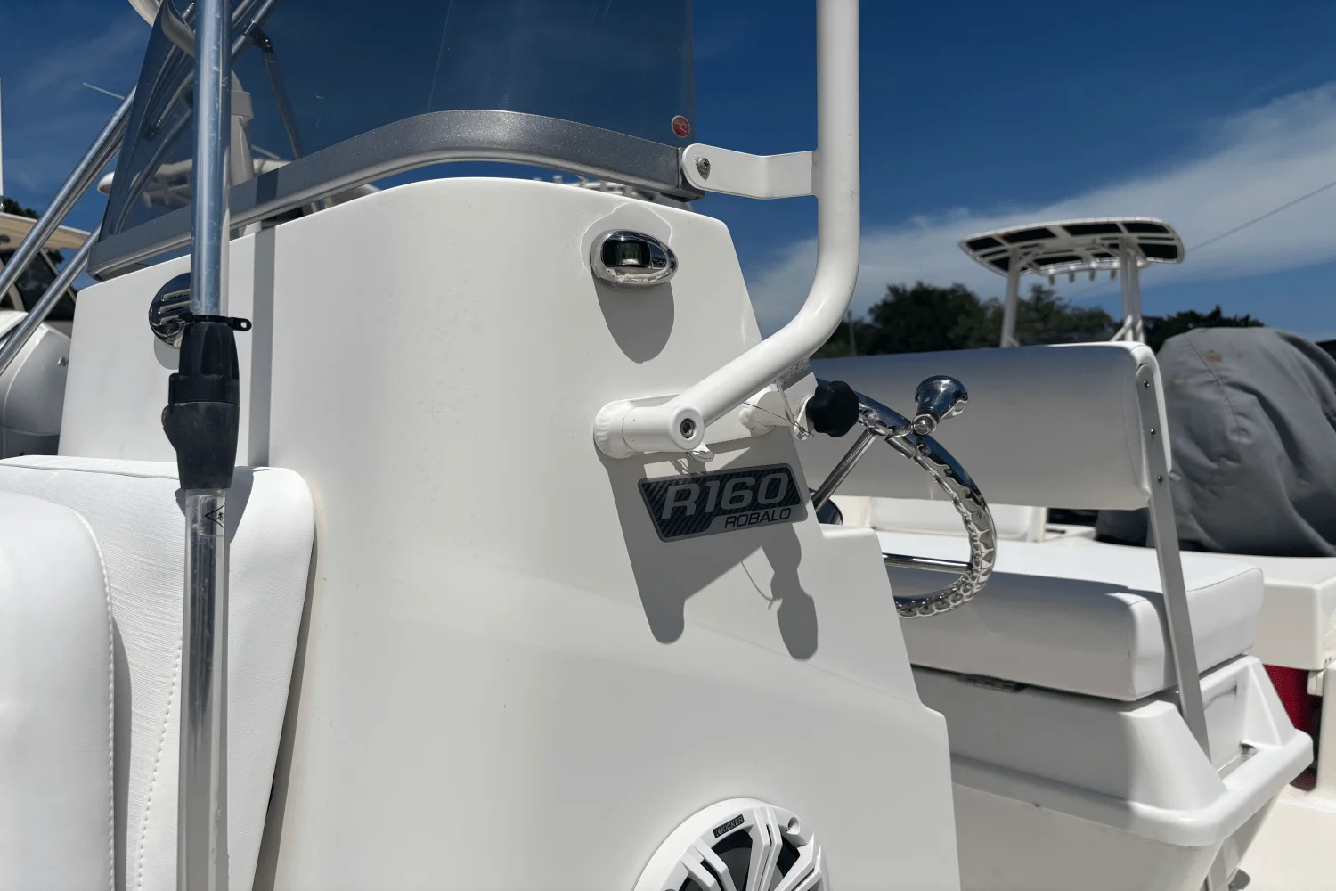 2017 Robalo R160 Image Thumbnail #6