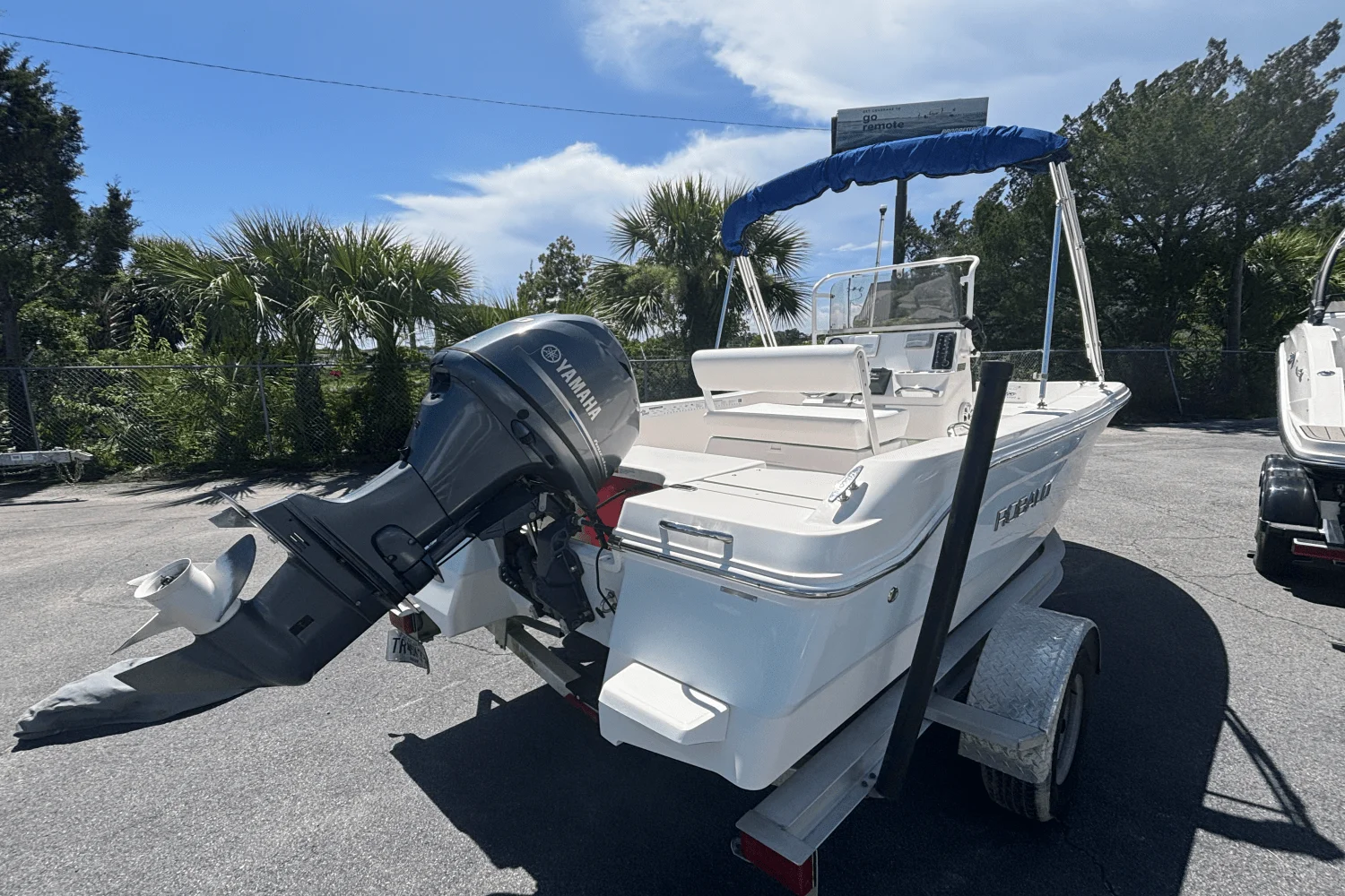 2017 Robalo R160 Image Thumbnail #3