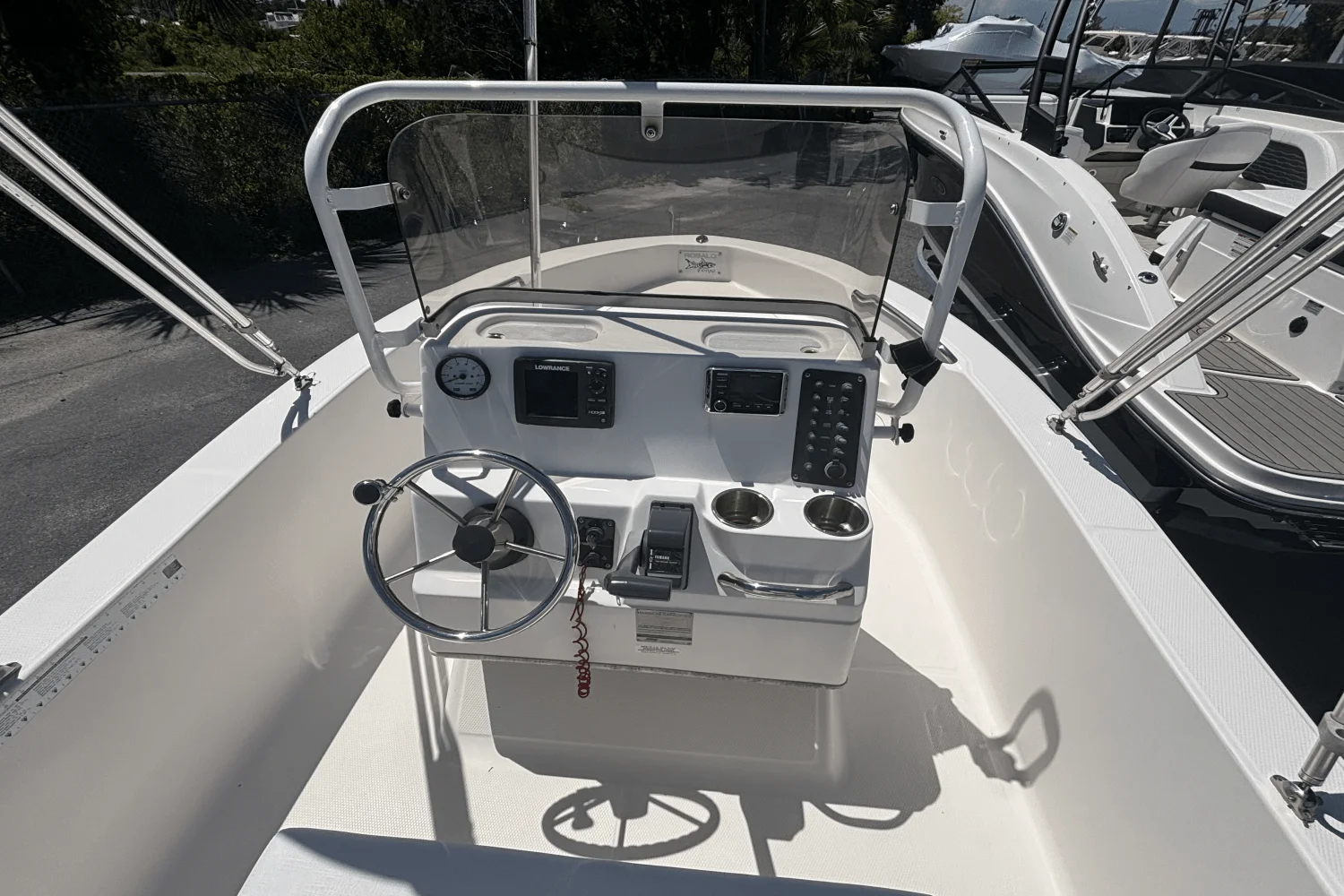 2017 Robalo R160 Image Thumbnail #9