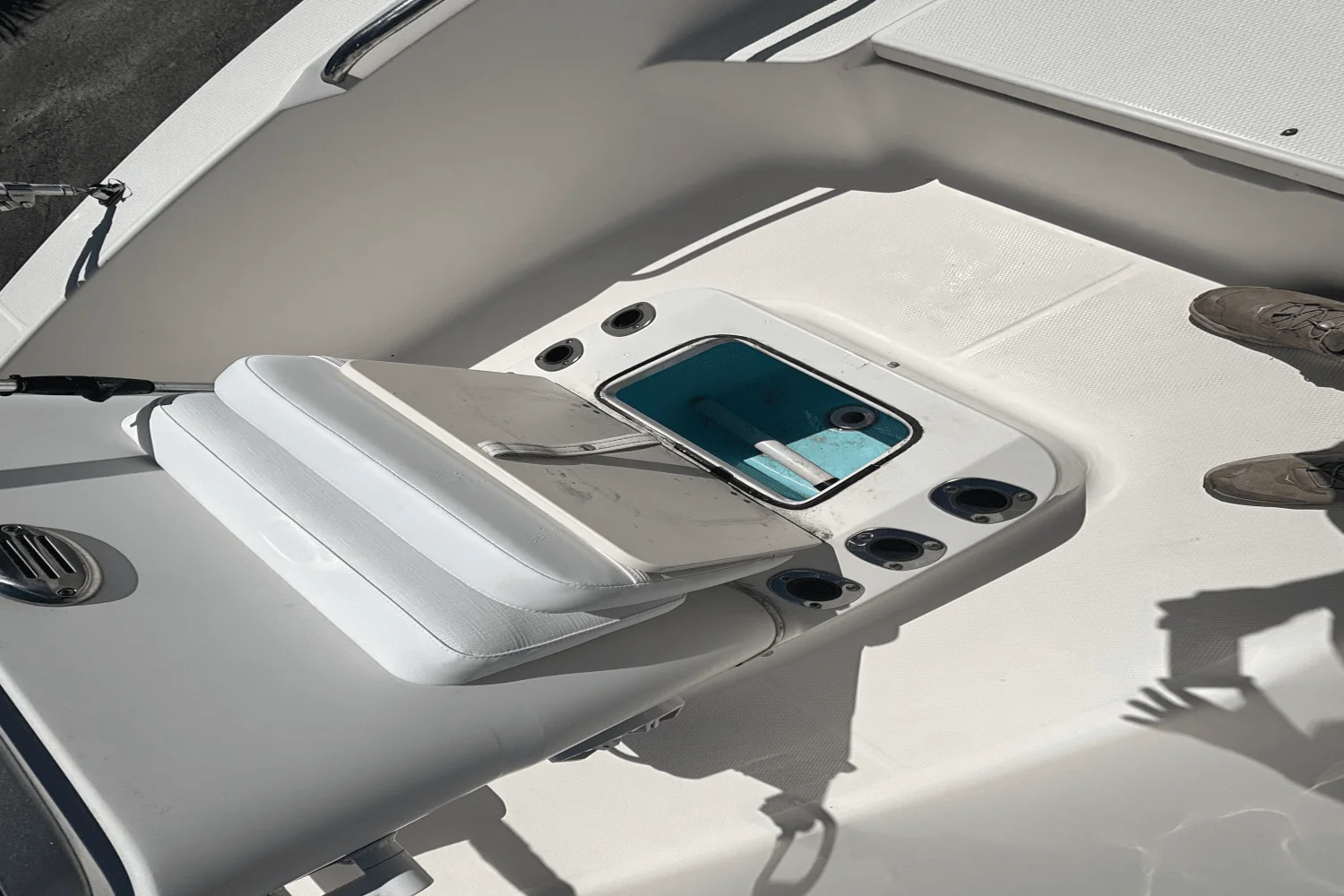 2017 Robalo R160 Image Thumbnail #10