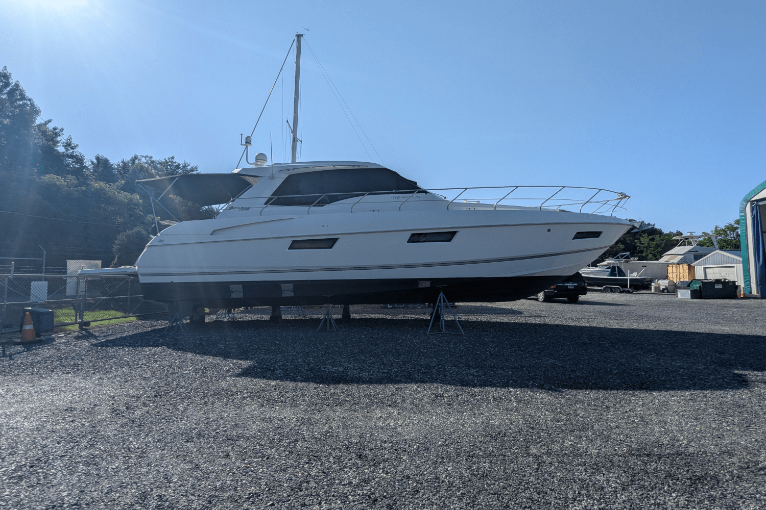 2013 Cruisers Yachts CANTIUS 48 Image Thumbnail #6