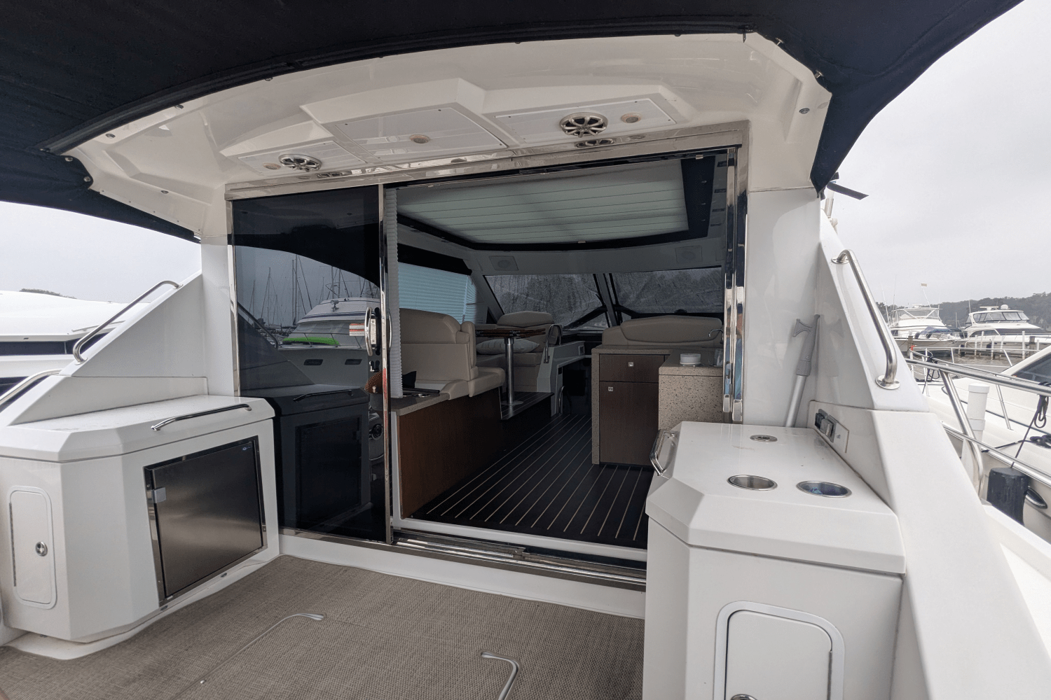 2013 Cruisers Yachts CANTIUS 48 Image Thumbnail #52
