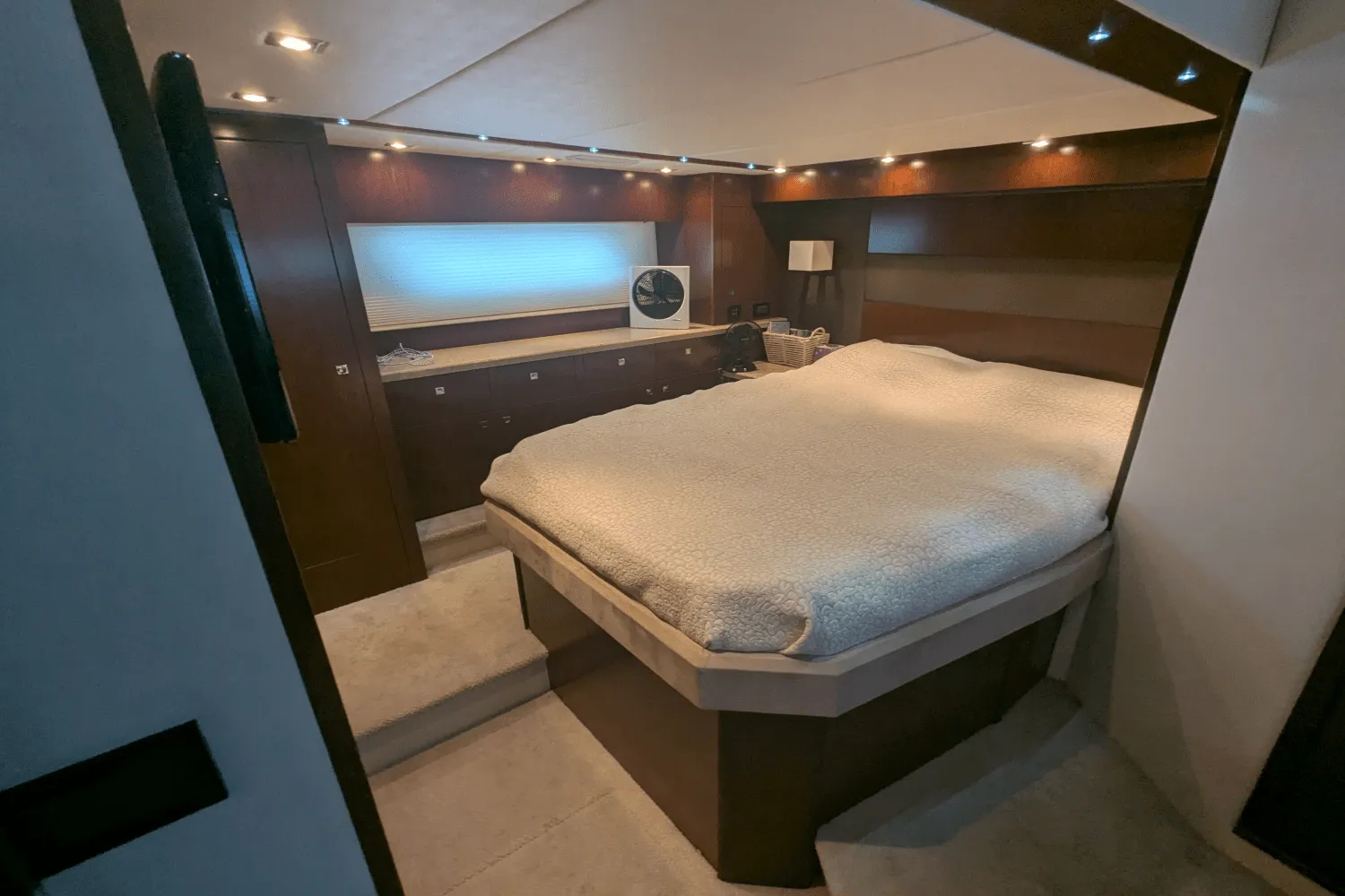 2013 Cruisers Yachts 48 CANTIUS Image Thumbnail #53