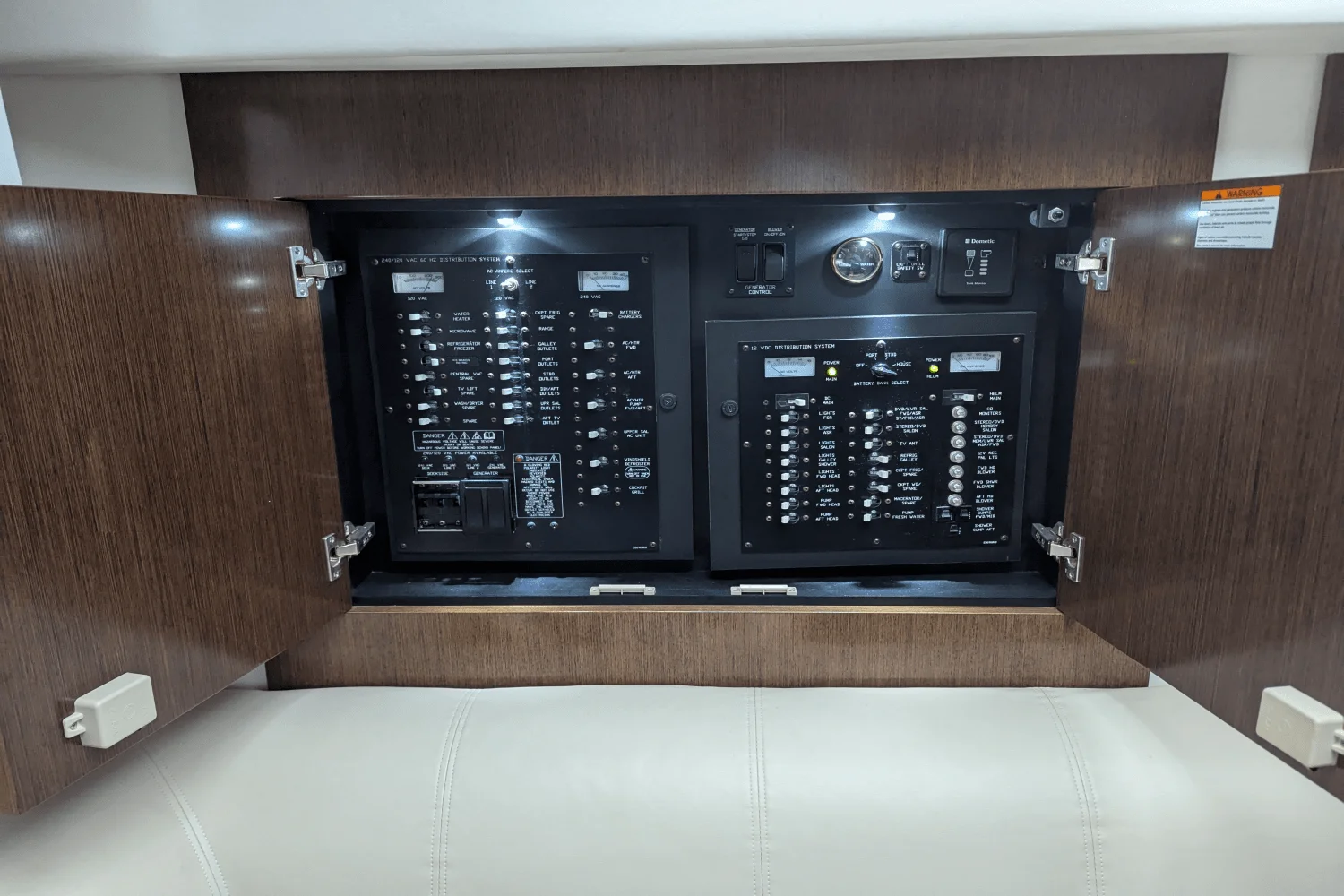 2013 Cruisers Yachts 48 CANTIUS Image Thumbnail #45