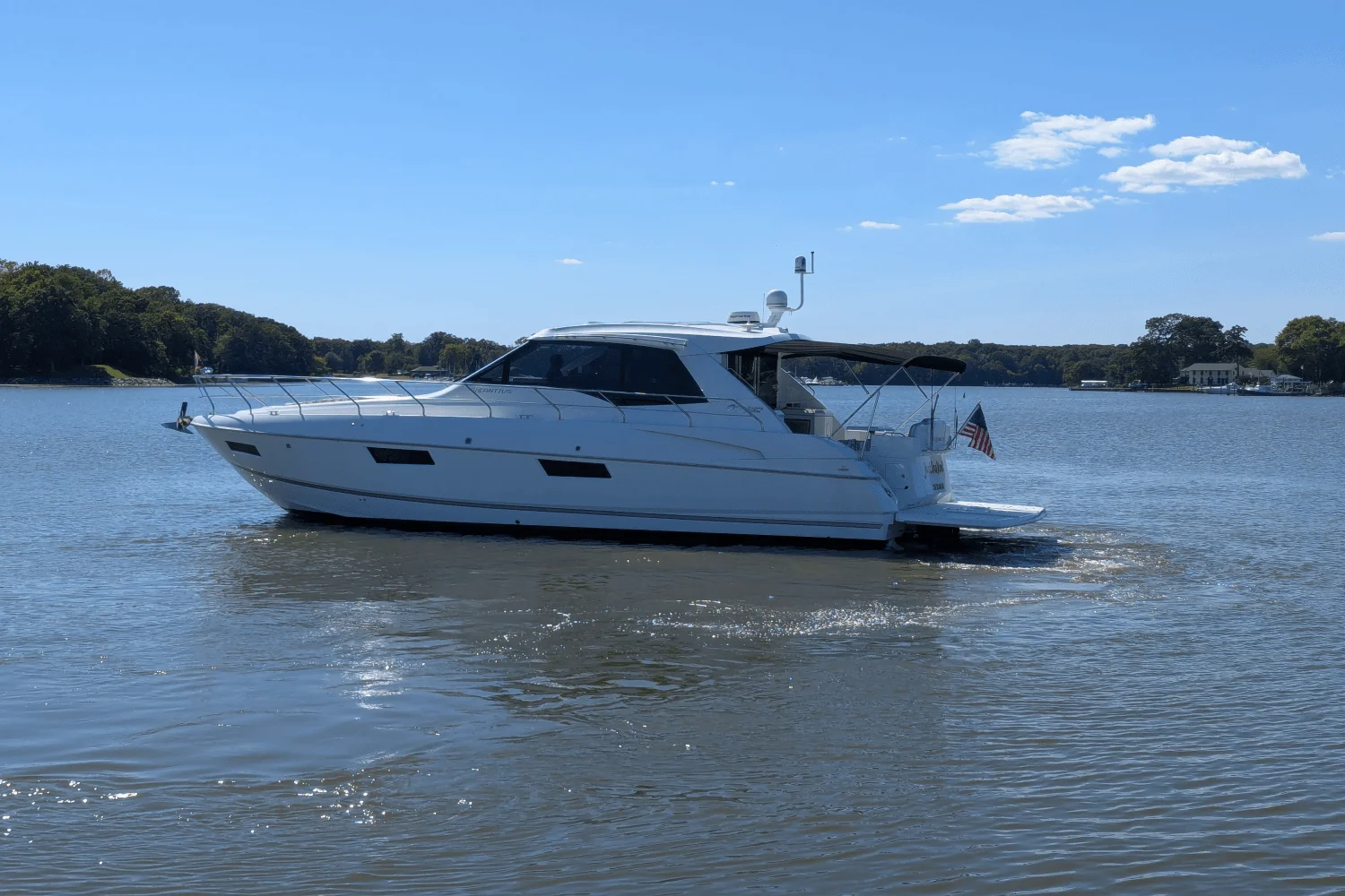 2013 Cruisers Yachts 48 CANTIUS Image Thumbnail #4