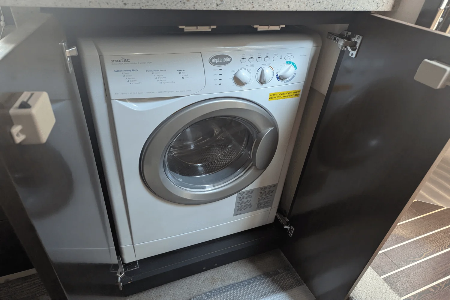 2013 Cruisers Yachts 48 CANTIUS Image Thumbnail #48