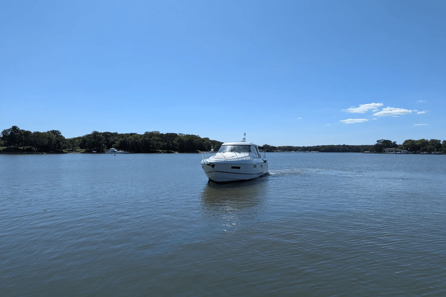 2013 Cruisers Yachts 48 CANTIUS Image Thumbnail #5