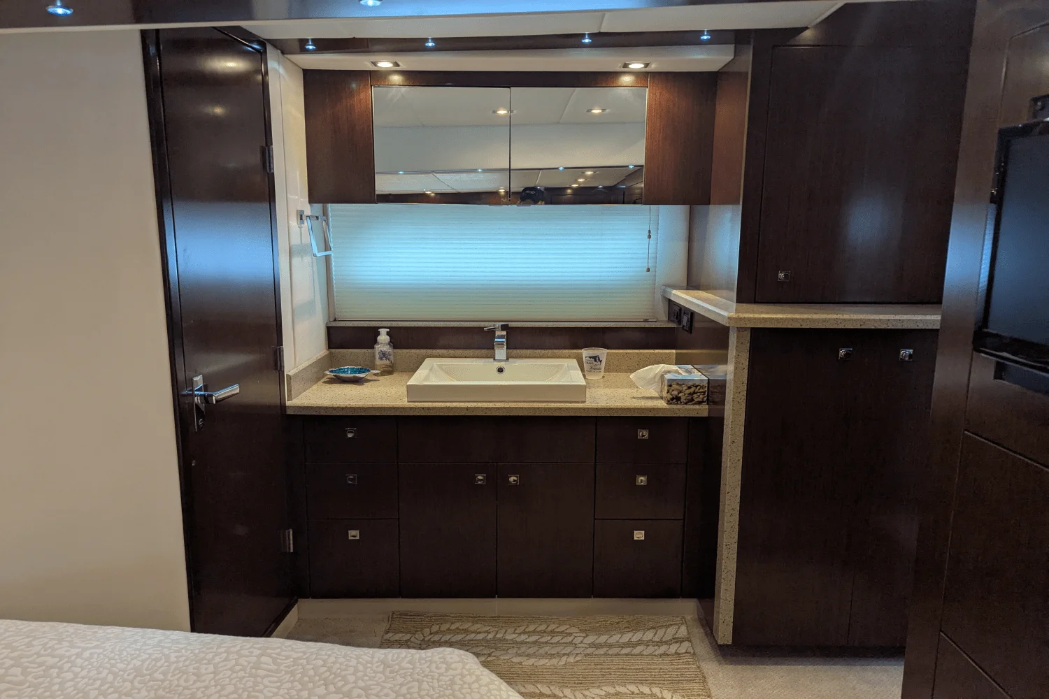 2013 Cruisers Yachts 48 CANTIUS Image Thumbnail #57