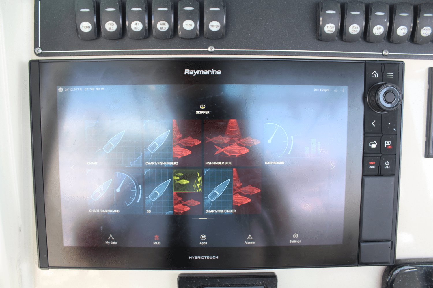 2020 Boston Whaler 250 OUTRAGE Image Thumbnail #30