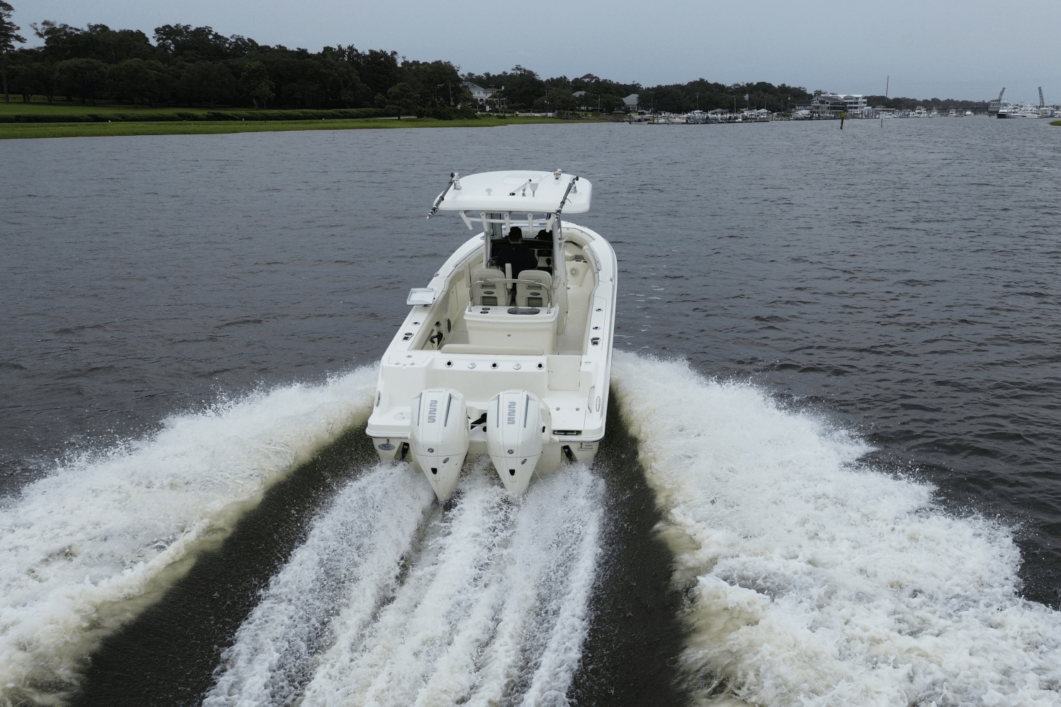 2020 Boston Whaler 250 OUTRAGE Image Thumbnail #2