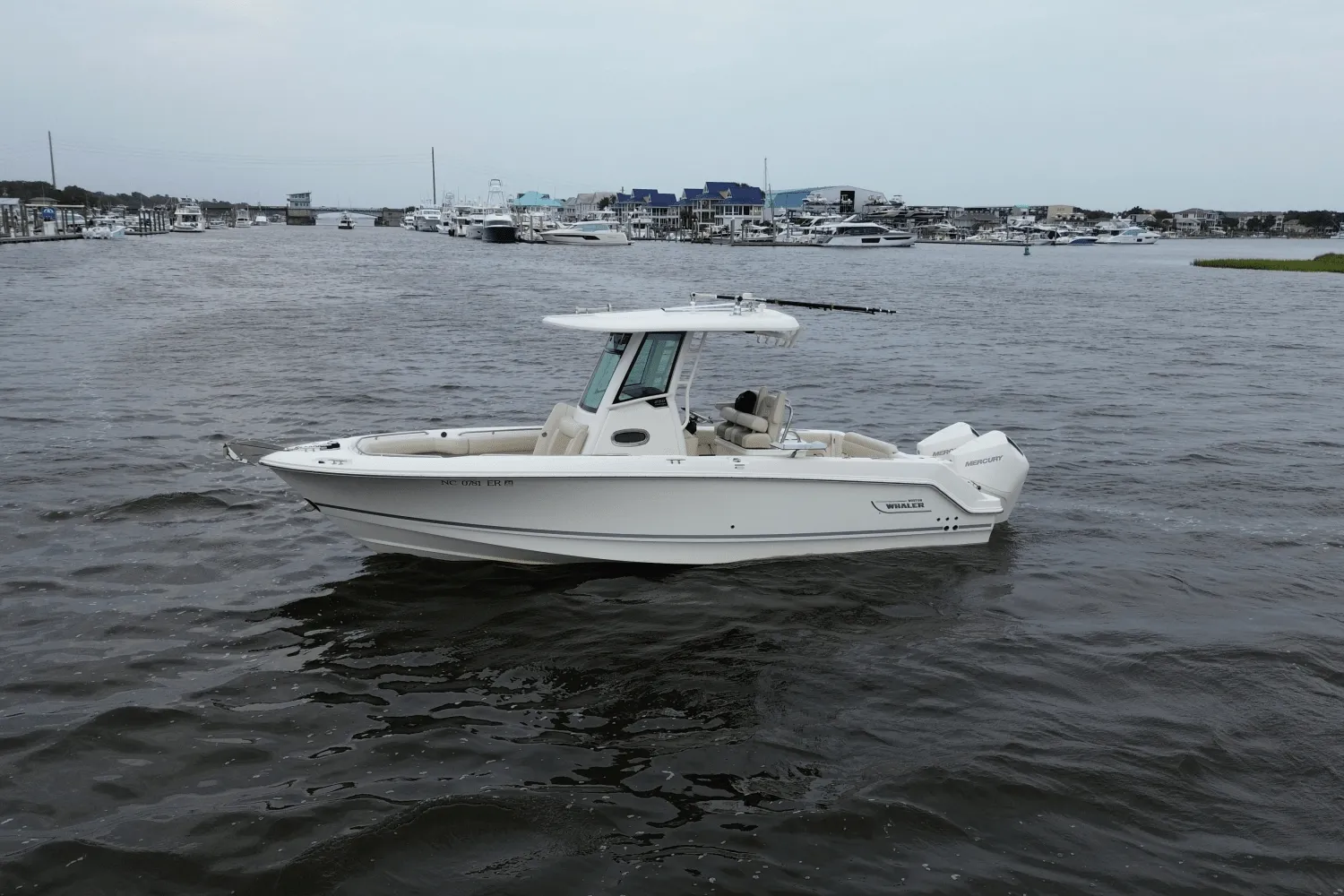 2020 Boston Whaler 250 OUTRAGE Image Thumbnail #0