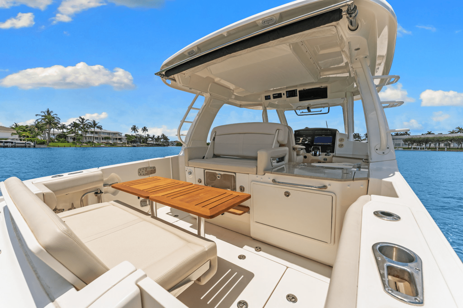 2021 Boston Whaler 350 REALM Image Thumbnail #36