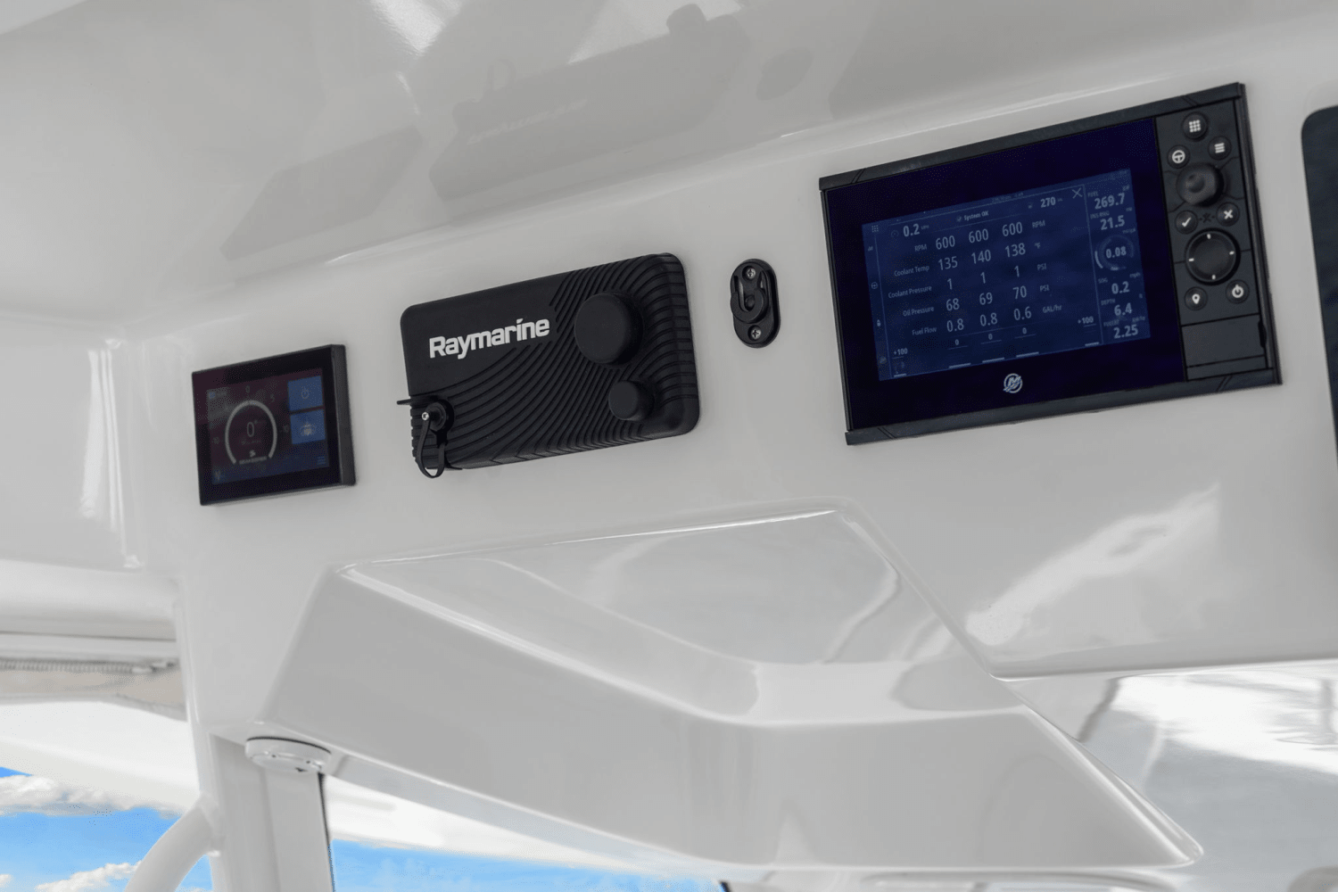 2021 Boston Whaler 350 REALM Image Thumbnail #33