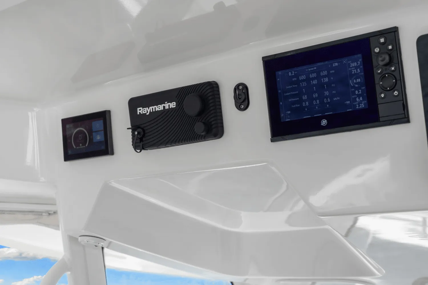 2021 Boston Whaler 350 REALM Image Thumbnail #33