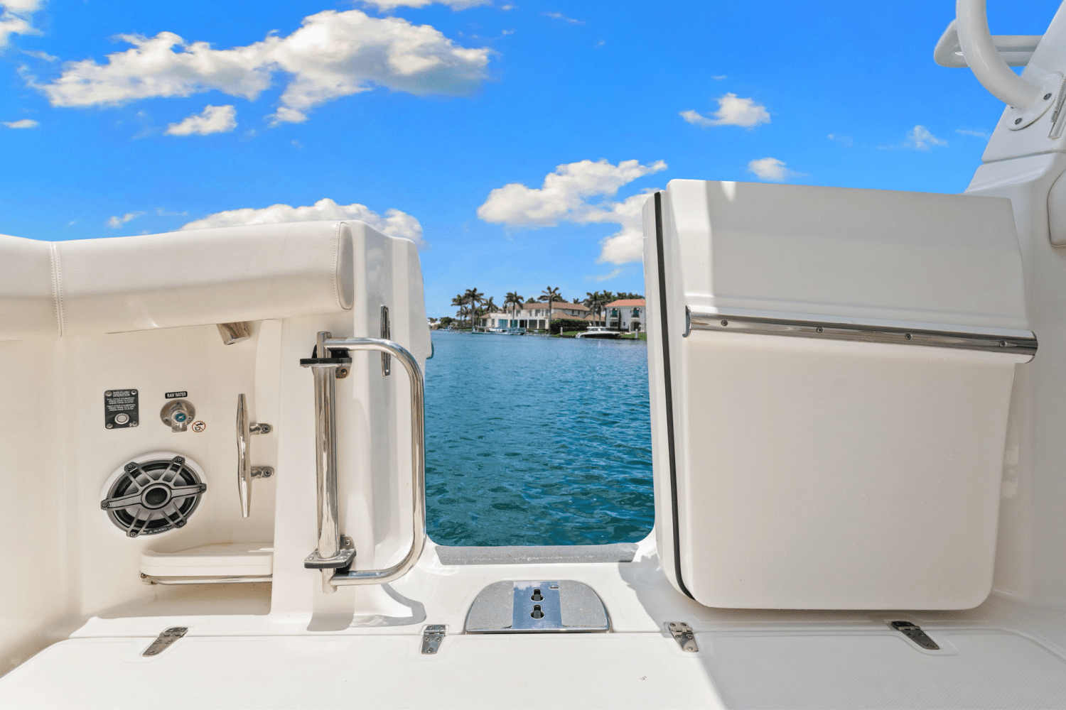 2021 Boston Whaler 350 REALM Image Thumbnail #46