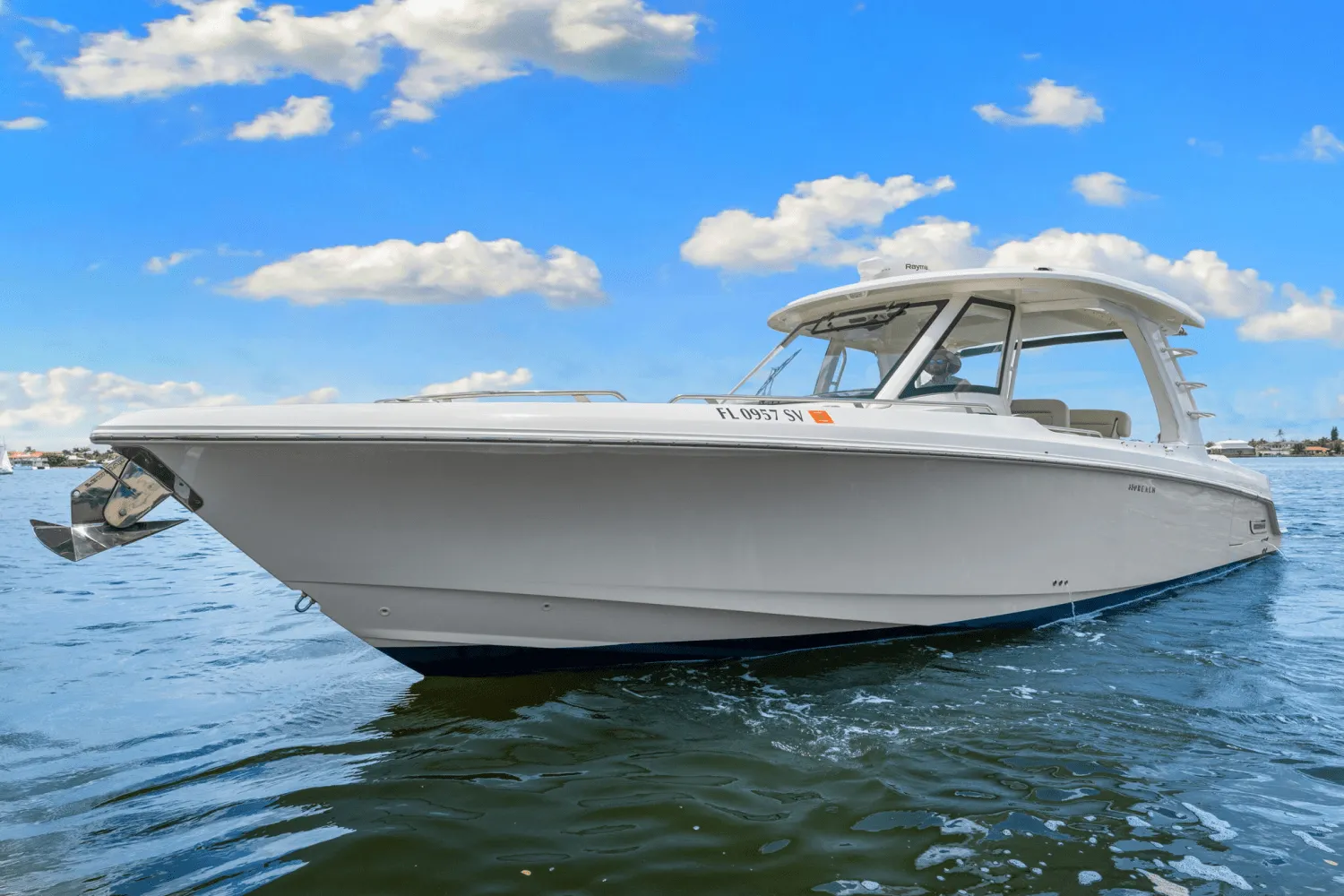 2021 Boston Whaler 350 REALM Image Thumbnail #11