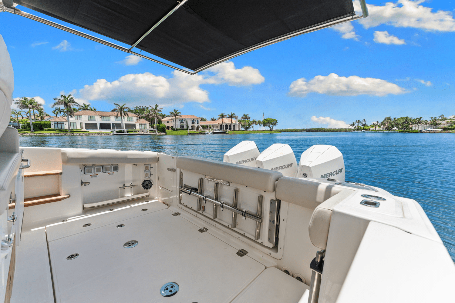 2021 Boston Whaler 350 REALM Image Thumbnail #42
