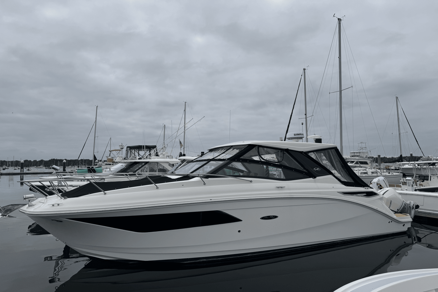 2023 Sea Ray 320 SUNDANCER Image Thumbnail #1