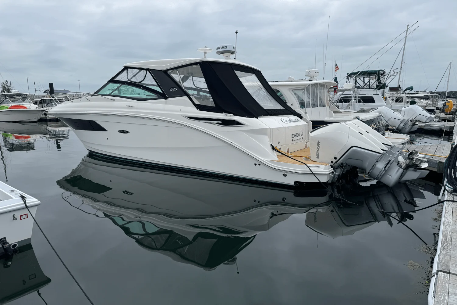 2023 Sea Ray 320 SUNDANCER OUTBOARD Image Thumbnail #0