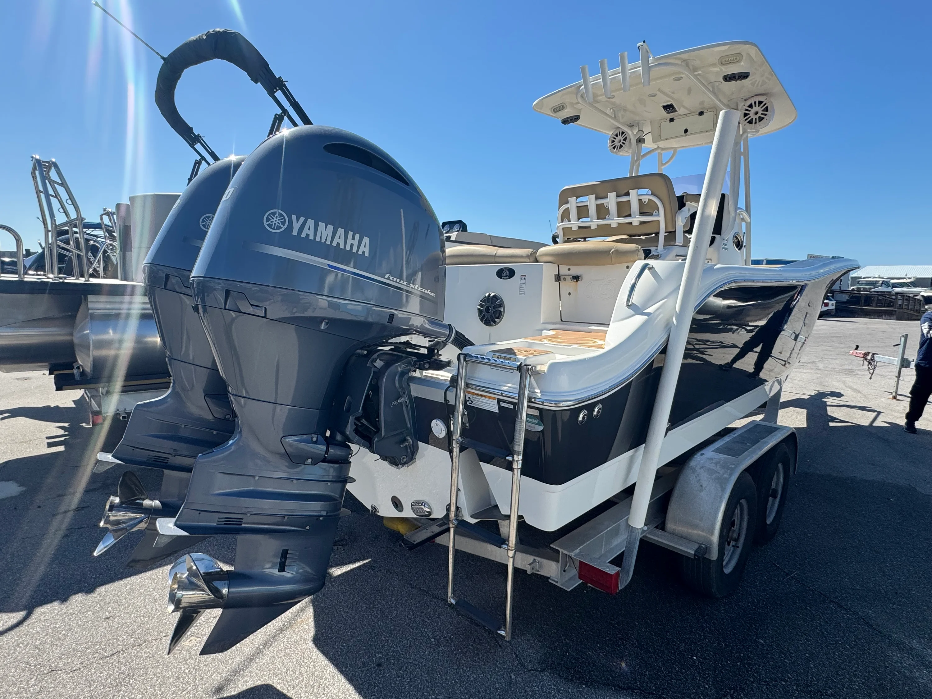 2019 NauticStar 2602 LEGACY Image Thumbnail #7