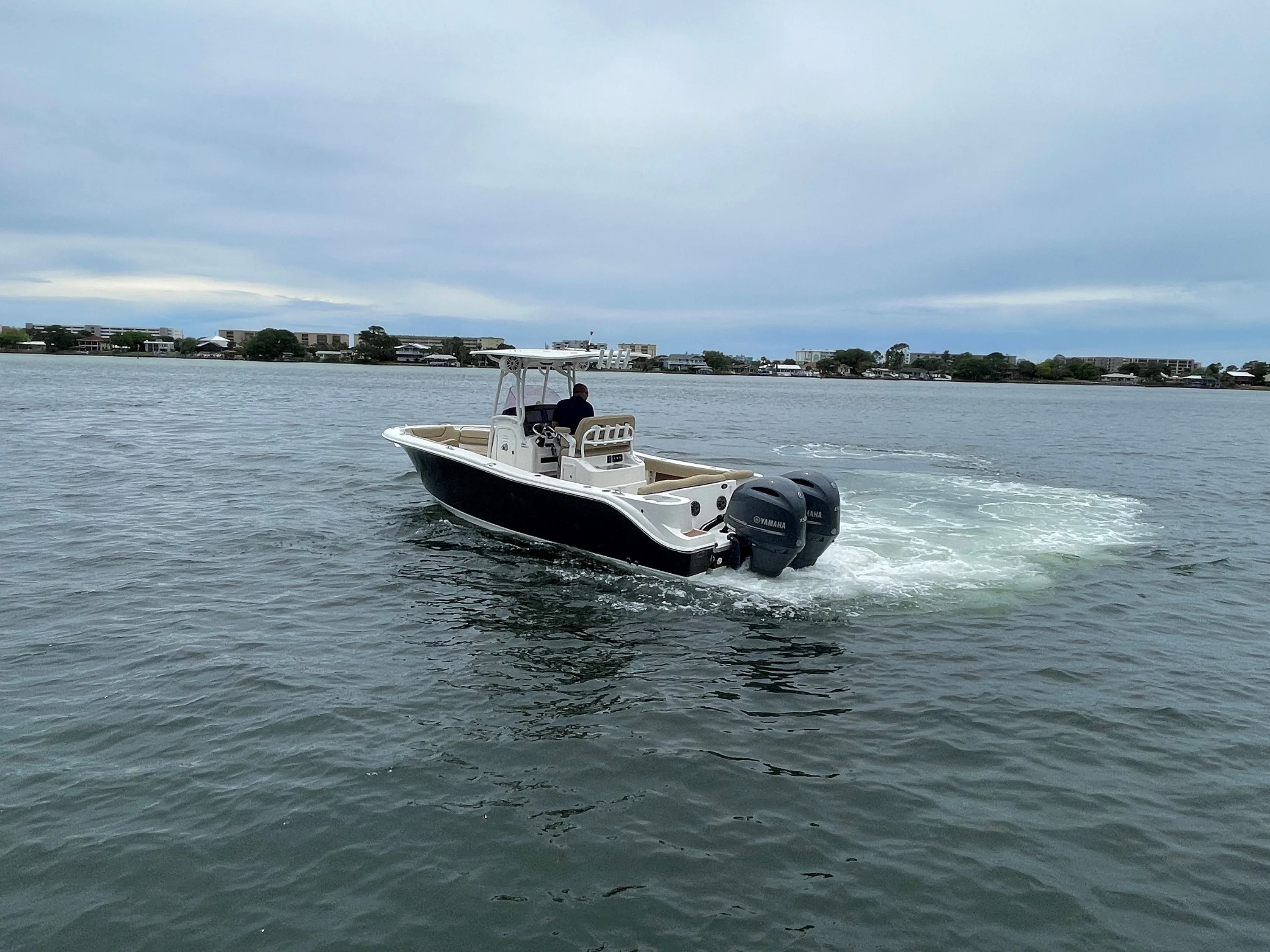 2019 NauticStar 2602 LEGACY Image Thumbnail #4