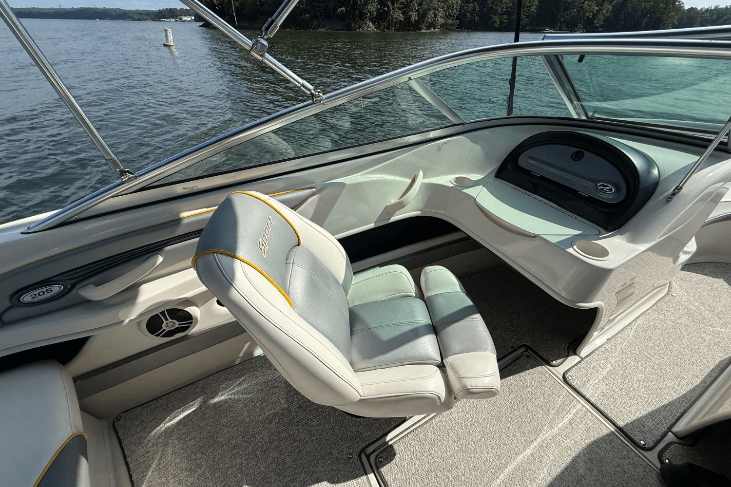 2008 Sea Ray 205 Sport Image Thumbnail #11
