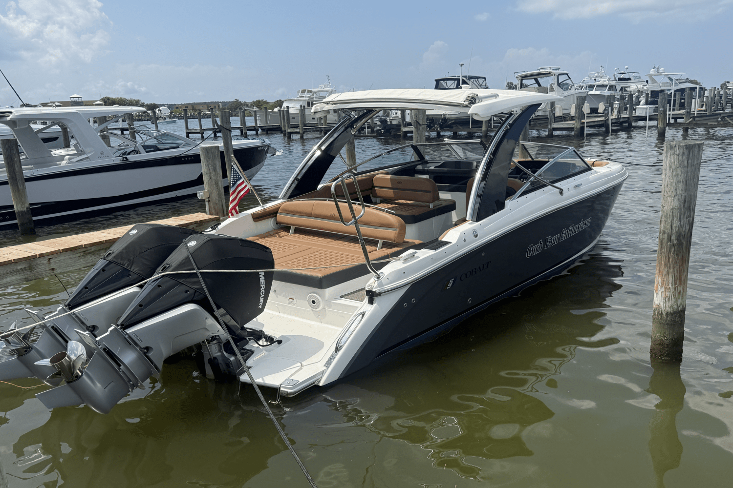 2023 Cobalt 30SC Outboard Image Thumbnail #9