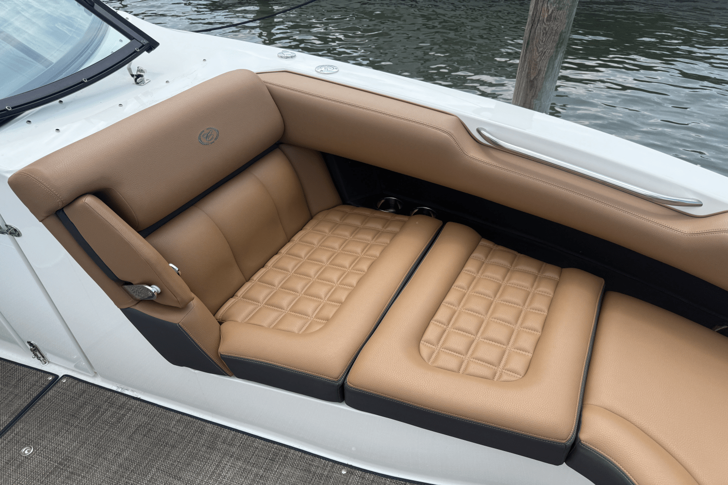 2023 Cobalt 30SC Outboard Image Thumbnail #24