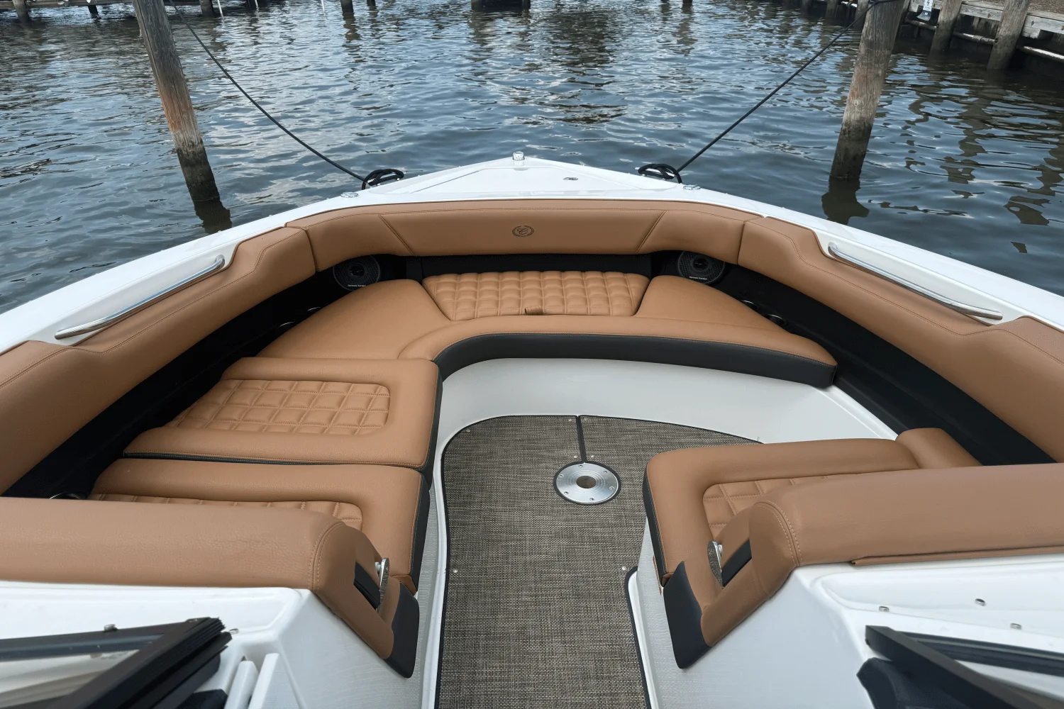 2023 Cobalt 30SC Outboard Image Thumbnail #24