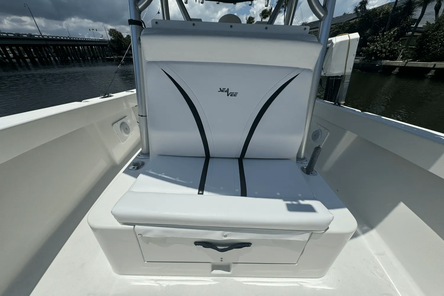 2006 SeaVee 290B Image Thumbnail #19