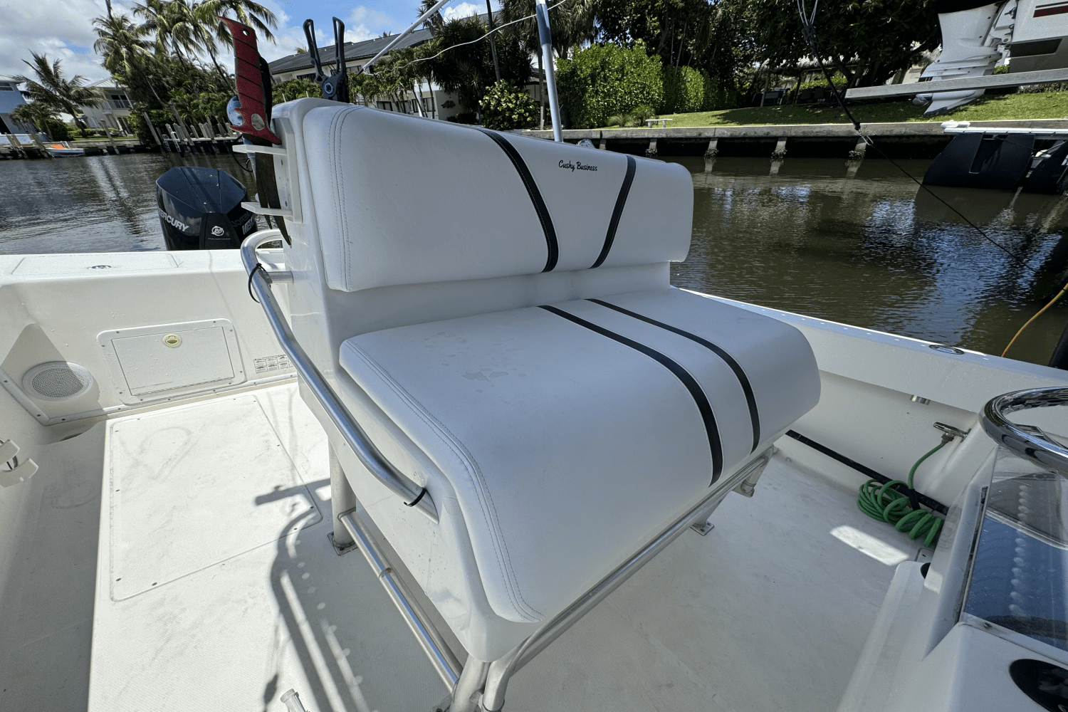 2006 SeaVee 290B Image Thumbnail #9