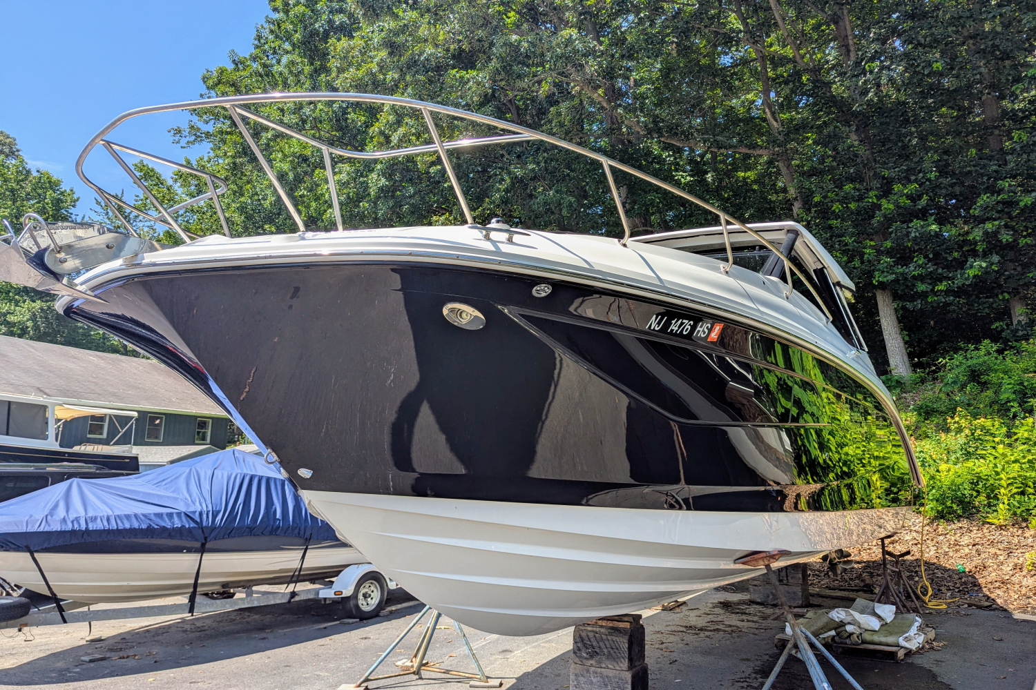 2023 Sea Ray 320 DA Image Thumbnail #4