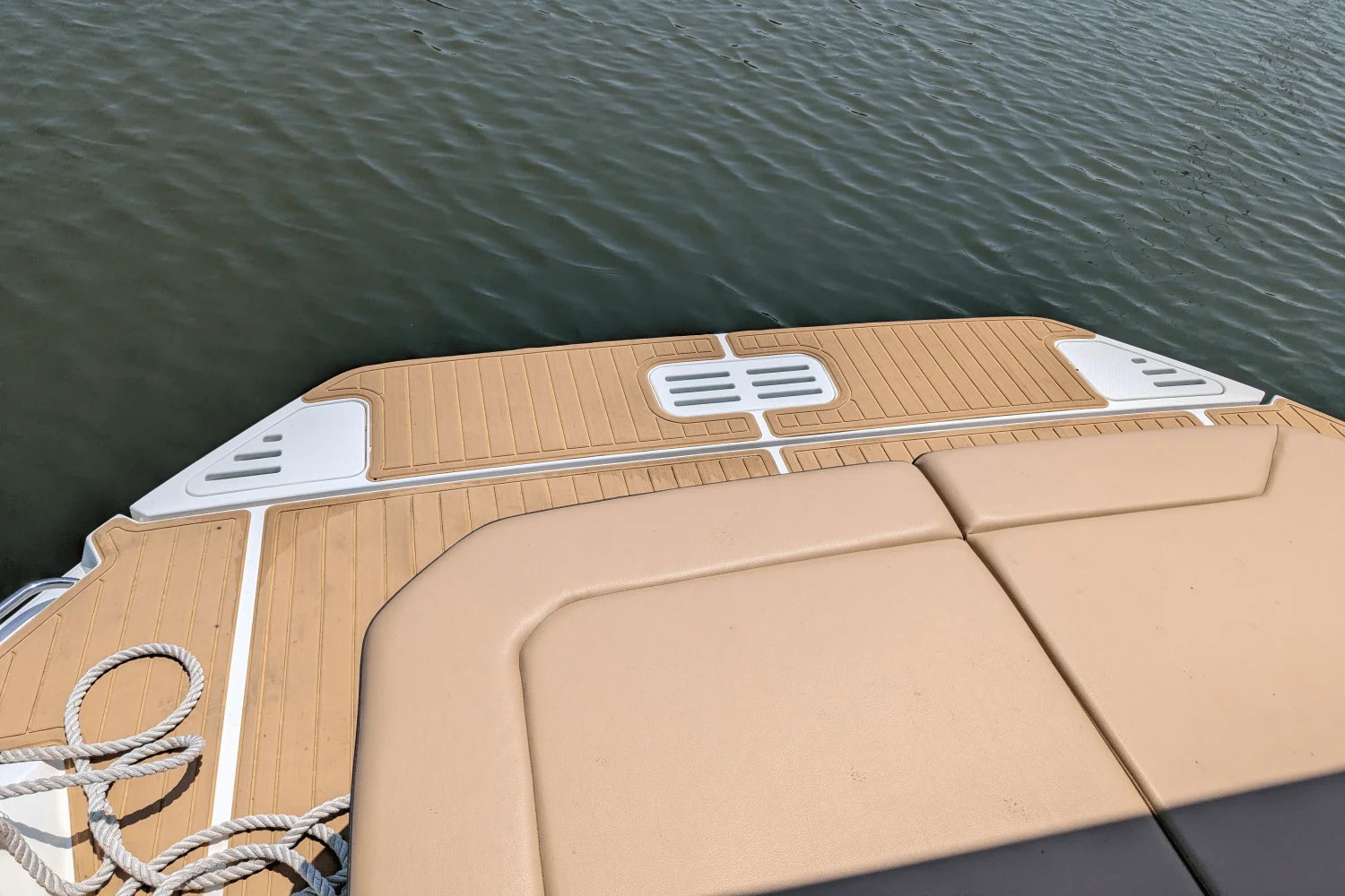 2023 Sea Ray 320 DA Image Thumbnail #42